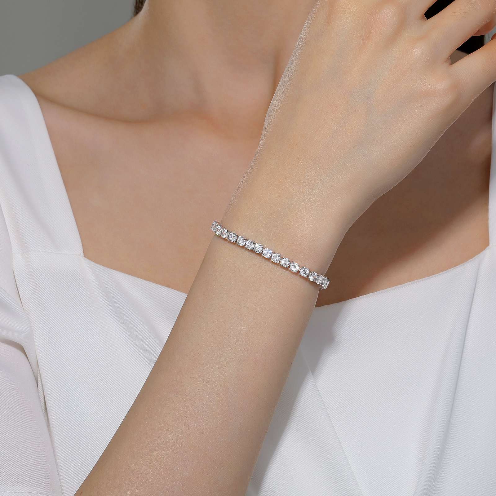 7.25” Tennis Bracelet in Sterling Silver – 11 CTW