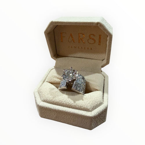 Load image 1 in gallery view. Diamond 5.06ct Round Lab-Grown Diamond VVS2 - D