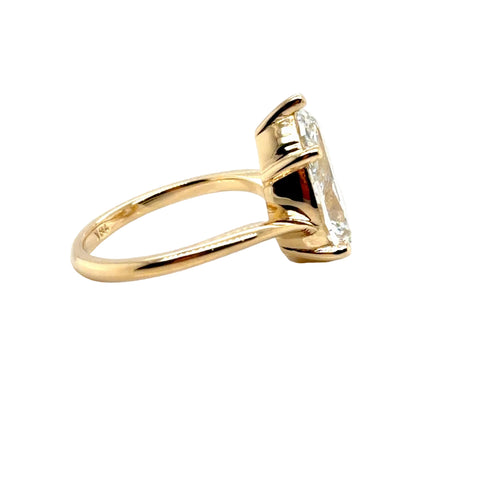 Load image 1 in gallery view. 18K Yellow Gold Pear-Cut Lab-Grown Diamond Engagement Ring — Custom Design